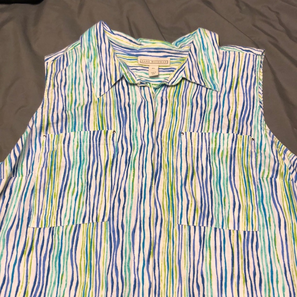 Sleeveless white w/blue and green blouse